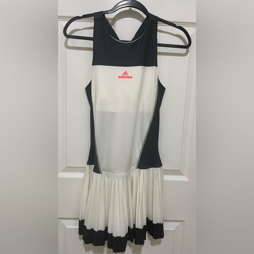 Adidas Stella McCartney Barricade White and Black Tennis Dress - Picture 2 of 6